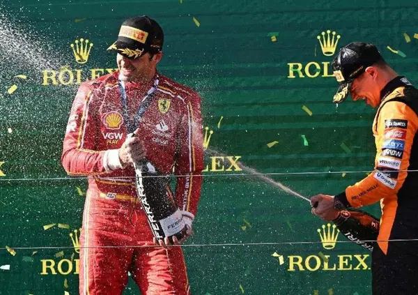 Lando Norris scherza sull'appendicite di Carlos Sainz dopo la vittoria a Melbourne: "Dovrei..."