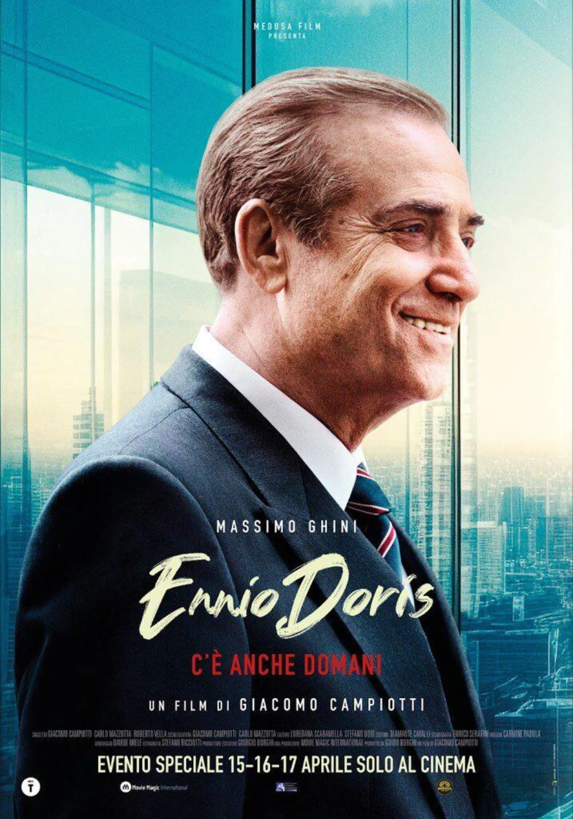 Massimo Ghini nel poster di "C'&egrave; anche domani"