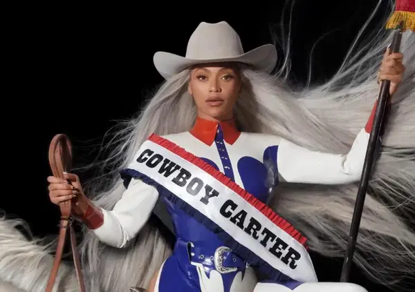Abbiamo ascoltato &ldquo;Act II: Cowboy Carter&rdquo; di Beyonc&eacute;: e con questa tagliatrice di teste non c'&egrave; n'&egrave; per nessuno (nemmeno nel country)