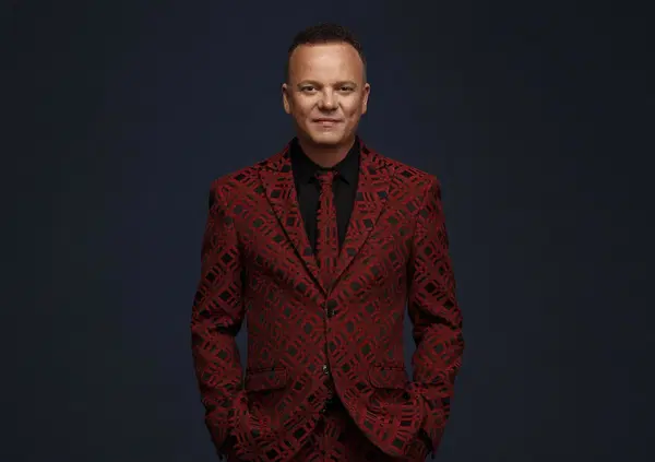 Cercate un genio nella musica? Lo trovate alla voce Gigi D'Alessio. E non &egrave; Nu Dispietto...