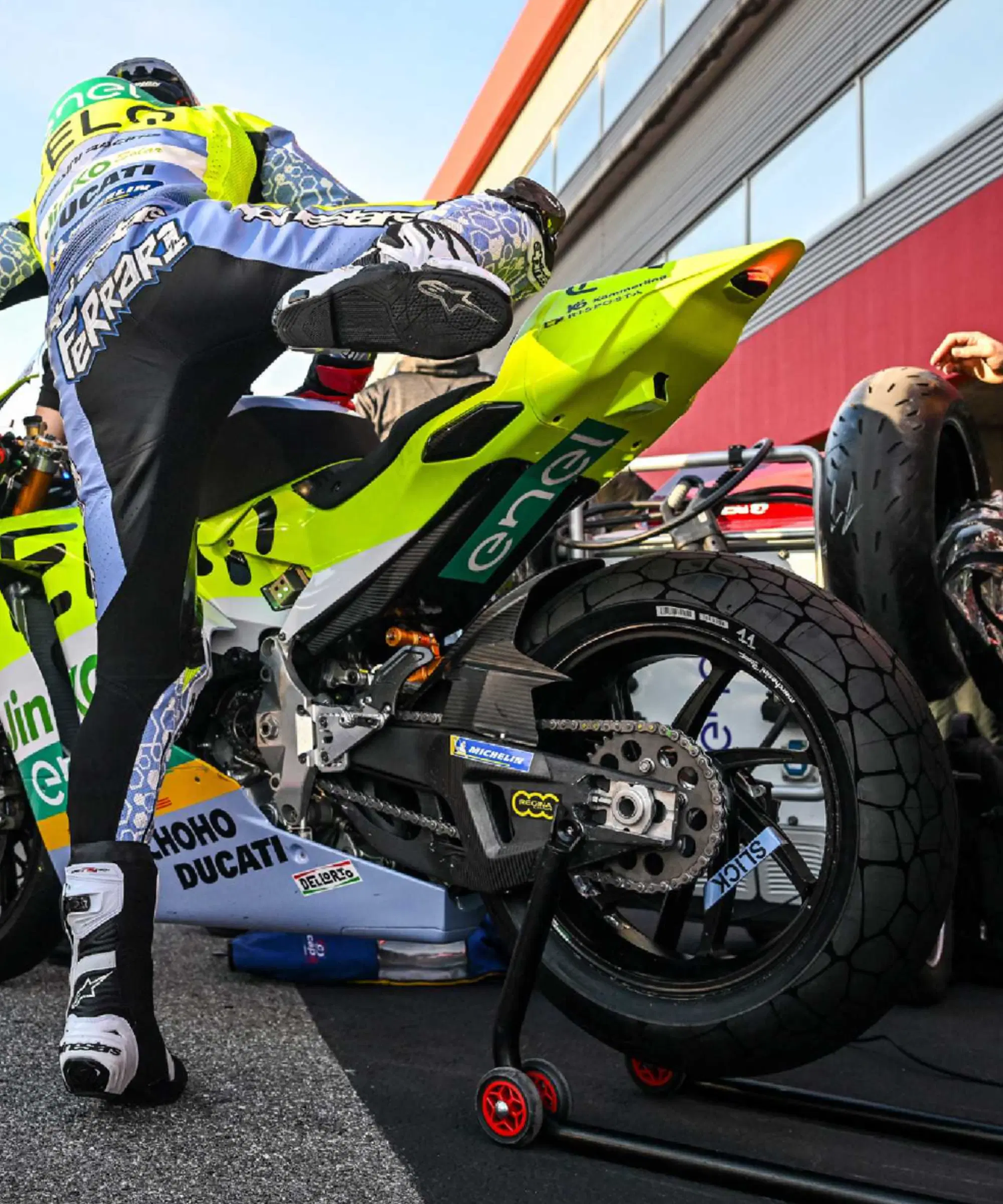 MotoE Michelin 2024 new Tyre