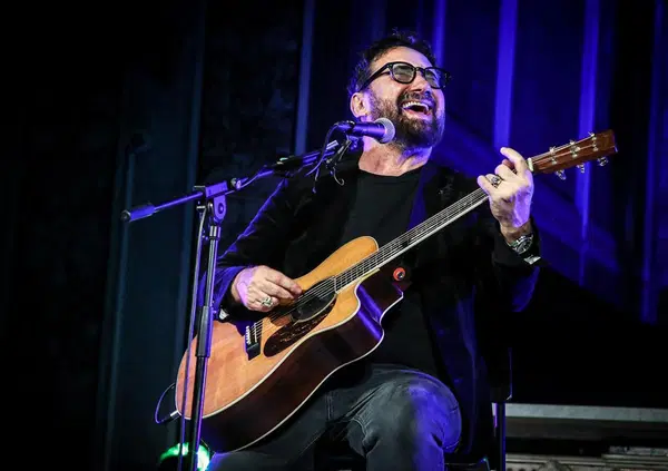 "Sanremo? Ecco perch&eacute; ho detto basta". Zampaglione sul ritorno dei Tiromancino, la musica "omologata", i giovani &ldquo;che si bruciano&rdquo; e la &ldquo;schiavit&ugrave; social&rdquo;