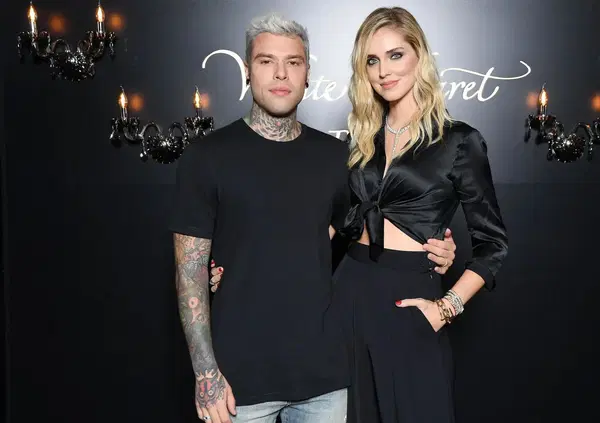 L'avete sentito il dissing di Marracash a Chiara? &ldquo;Sei il pandoro fake della Ferri&rdquo;. Ora l&rsquo;obiettivo non &egrave; pi&ugrave; Fedez?