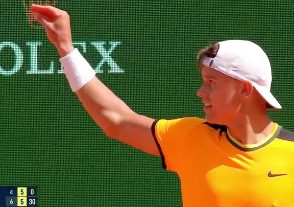 Lo show di Rune e l'imperturbabilit&agrave; di Sinner: quanto l&rsquo;atteggiamento in campo pu&ograve; influire sul risultato?