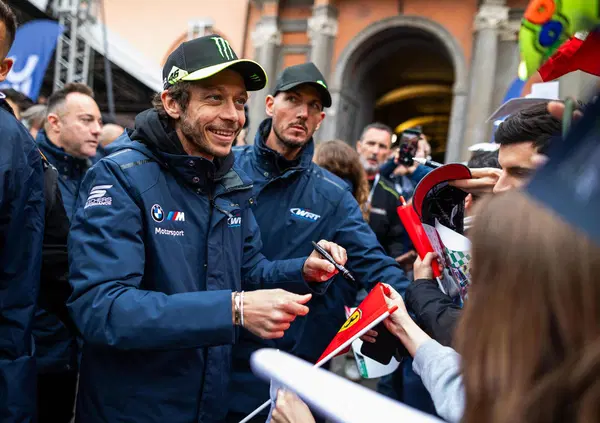 Abbiamo parlato con Valentino Rossi prima della 6h di Imola: &ldquo;Il BoP &egrave; giusto ma difficile da capire. Lo metterei anche in MotoGP? L&igrave; &egrave; diverso..."