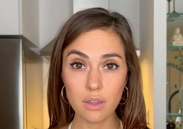 Ok, ma chi &egrave; Ana Sofia Fehn, l'ex attrice sexy diventata food blogger che sta facendo impazzire i social? [VIDEO]