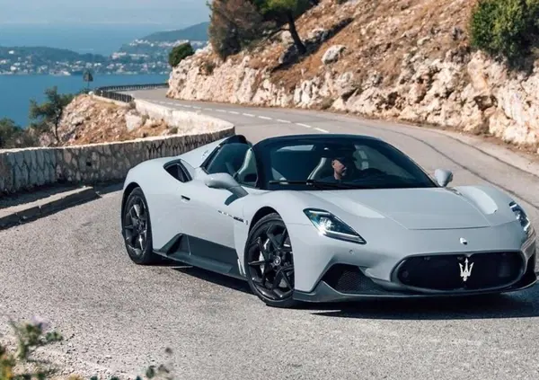 La prova della Maserati Mc20 Cielo a guida autonoma: che roba &egrave;, com'&egrave; e&nbsp;come&nbsp;funziona?