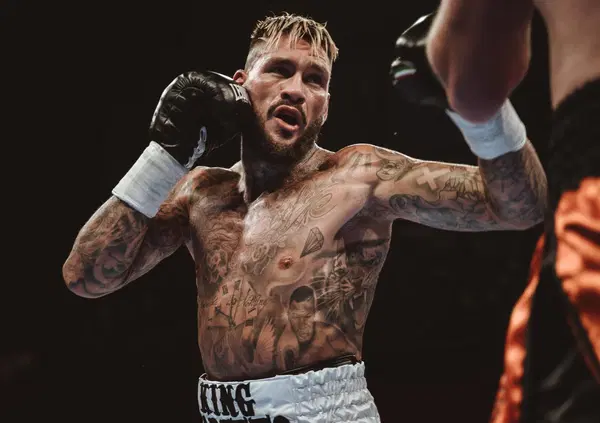 La storia di Daniele Scardina ci insegna che la boxe non &egrave; solo uno sport, ma uno stile di vita: ecco come sta l'ex pugile oggi e il suo messaggio