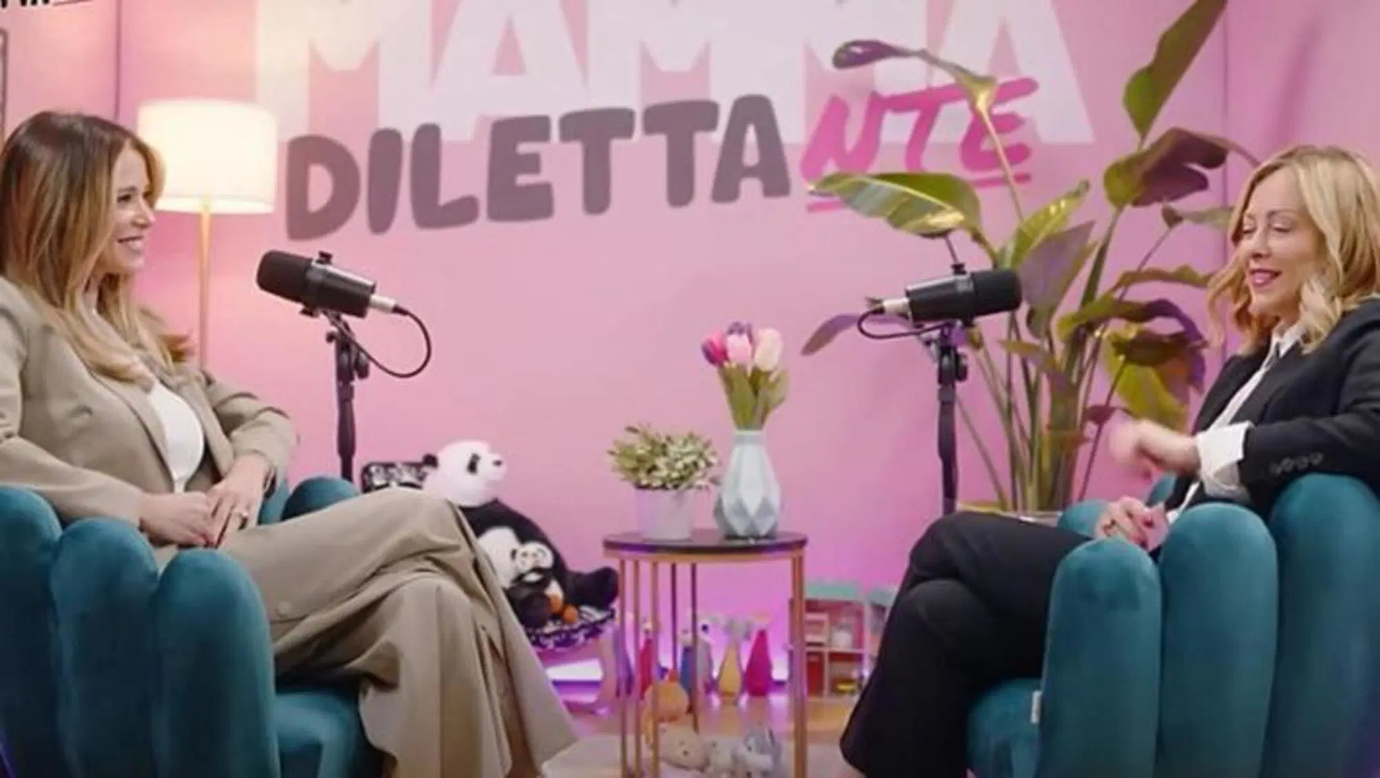 Giorgia Meloni con Diletta Leotta