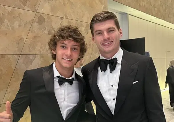 A Monaco Max Verstappen d&agrave; un consiglio a Kimi Antonelli: problemi e preoccupazioni di un giovanissimo in Formula 1