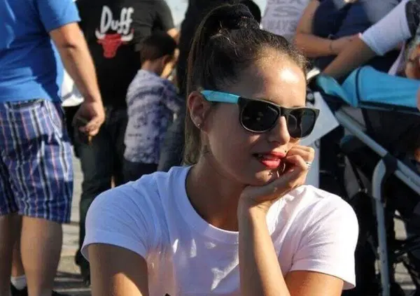 Gi&ugrave; dal cavalcavia e morta investita in autostrada: &egrave; femminicidio? Caso Giada Zanola, l&rsquo;inquietante pista dopo l&rsquo;ipotesi suicidio. E il compagno...