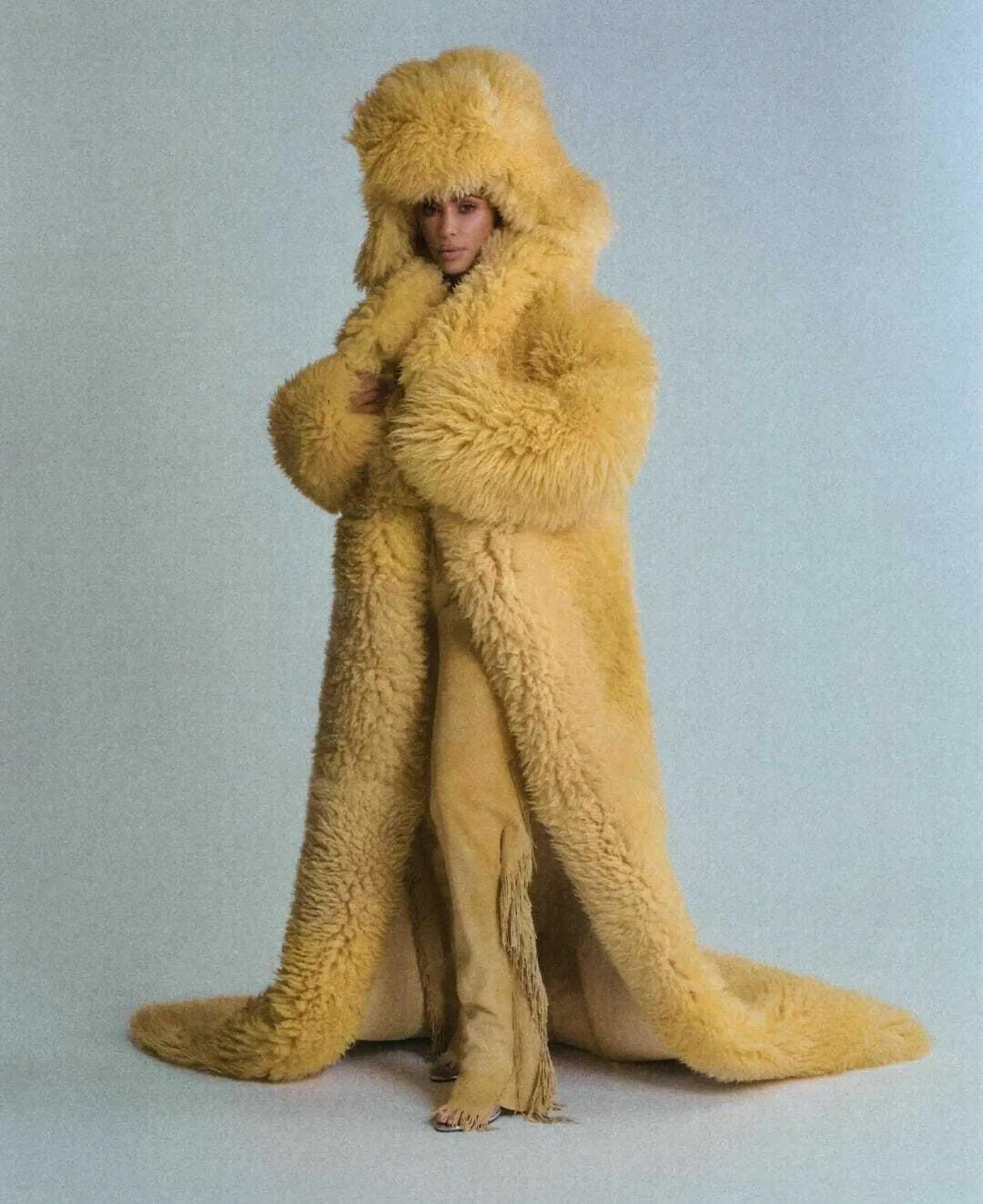 Il costume uguale di Kim Kardashian