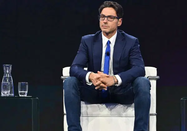 Isola dei famosi, Barbara D'Urso, Rai: perch&eacute; Pier Silvio Berlusconi ha fatto incaz*are un po' tutti? 