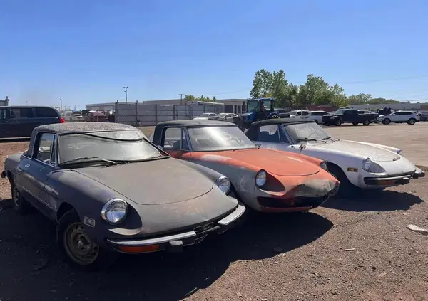 Una collezione di Alfa Romeo d&rsquo;epoca rischia di finire dal demolitore. Ma perch&eacute;? E i pezzi di ricambio...