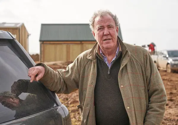 Lamborghini e Jeremy Clarkson, ma non &egrave; come pensate. Ma &egrave; diventato ecologista con La Fattoria?