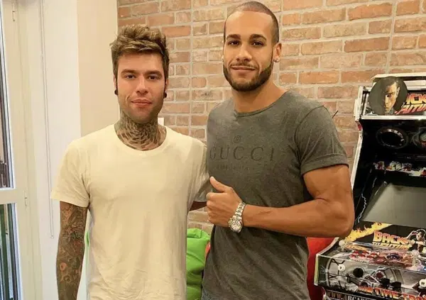 Ma cosa &egrave; successo tra Fedez e Marcell Jacobs? E la querela? Ed ecco cosa c'entra la madre del rapper Annamaria Berrinzaghi?