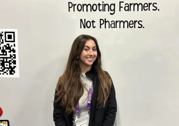 Chi &egrave; Grace Price, la nuova Greta Thunberg del food? Ecco le sue battaglie contro le patatine fritte, McDonald's e il cibo cancerogeno come &ldquo;come sigarette&rdquo; 