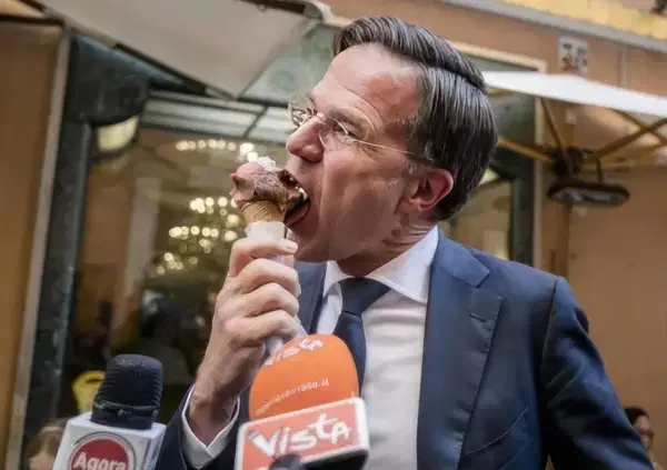 Ma come siamo messi ora che Rutte, nemico dell'Italia, &egrave; segretario della Nato? Dalla vecchia Saab alla bici e al gelato, ecco chi &egrave; il re dei &ldquo;frugali&rdquo; [VIDEO]