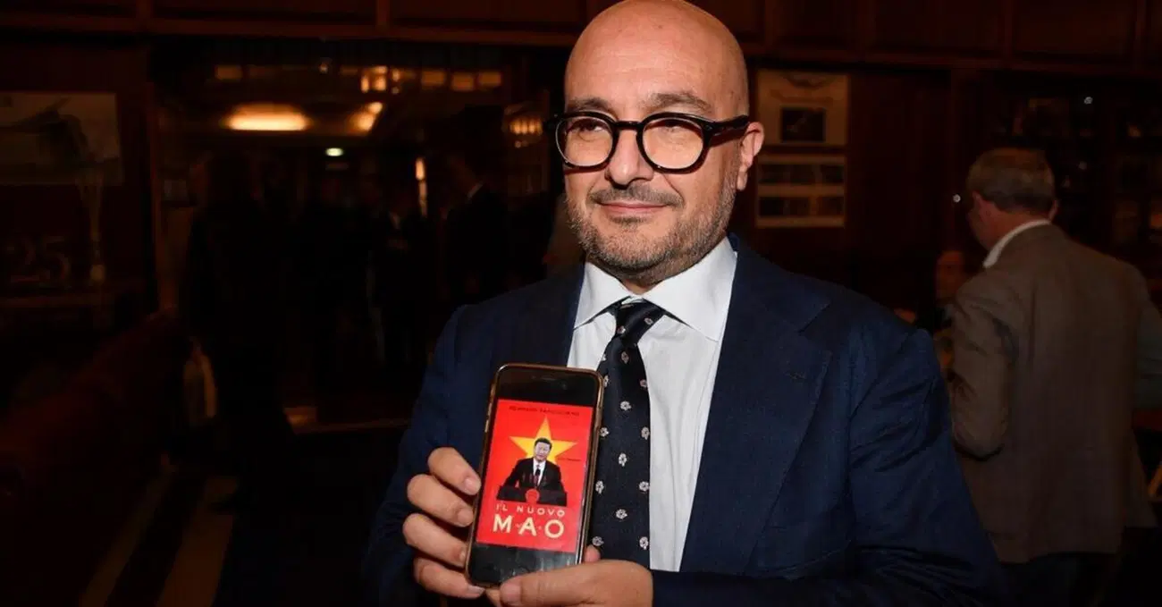 Del ministro Sanguliano non avete capito niente: non &egrave; un gaffeur, ma un artista situazionista. Da Galileo e Colombo a Times Square e i libri del Premio Strega, ecco tutte le sue performance&hellip;.