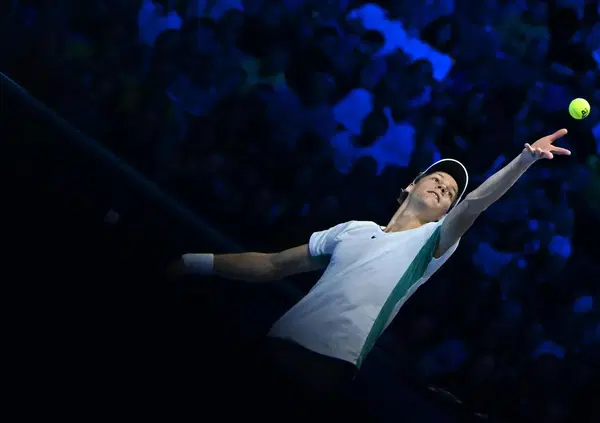 Jannik Sinner, quanto ha guadagnato finora (quest&rsquo;anno dopo Halle e in carriera) grazie al tennis? E a 23 anni &egrave; gi&agrave; tra i top 30 della storia perch&eacute;...