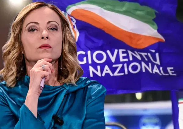 L'evento di Fanpage per lanciare la seconda puntata di Giovent&ugrave; meloniana &egrave; pi&ugrave; marketing che giornalismo? Siamo sicuri sia la strada giusta?