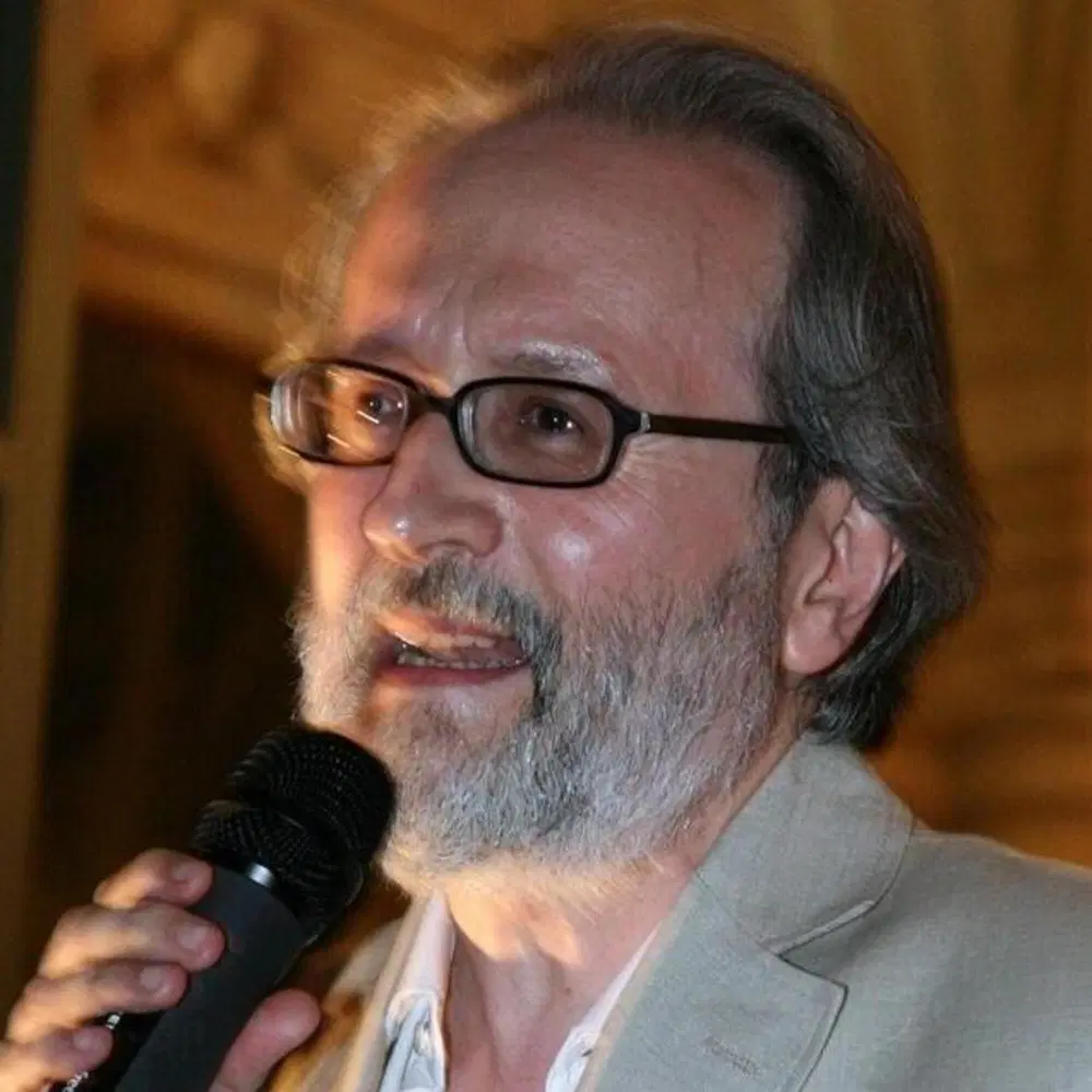  Paolo Becchi