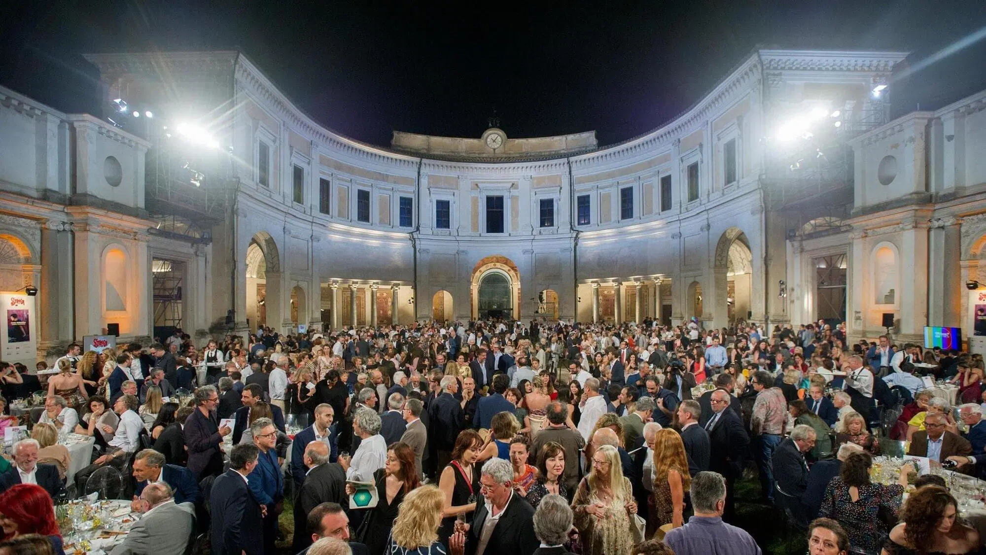 Il Premio Strega al Ninfeo di Villa Giulia a Roma