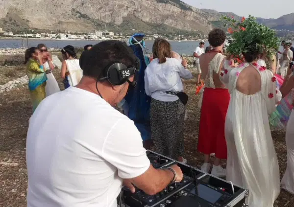 Il party (abusivo) sull&rsquo;Isola delle Femmine? Ecco com'&egrave; andata tra uccelli protetti, la Palermo bene, nobili discutibili e sospensione dell&rsquo;incredulit&agrave;... 