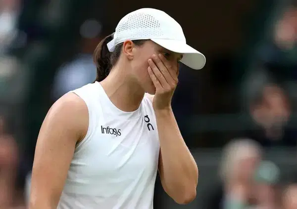 A Iga Swiatek manca l'ultimo passo per diventare una delle pi&ugrave; grandi. Ma senza di lei, cosa succede adesso a Wimbledon? 