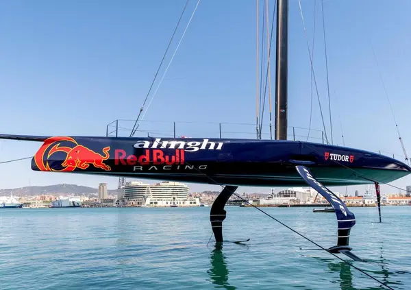 La Red Bull ora vuole prendersi anche l'America's Cup: dalla pista al mare con Alinghi