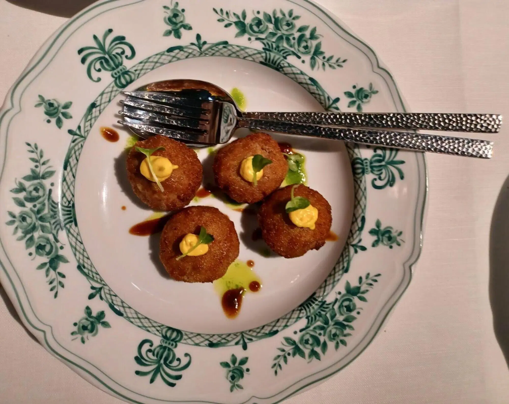 Piatto di 'mondeghili'