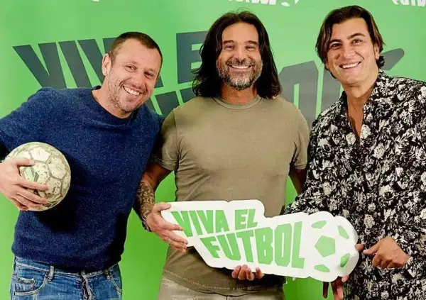 Com&rsquo;&egrave; andata la prima di &ldquo;Viva el futbol&rdquo; su Twitch con Adani, Cassano e Ventola? Non benissimo, ma Fantantonio c'&egrave;: &ldquo;Gravina? Non capisco che ruolo abbia, mentre Malag&ograve;&hellip;&rdquo;. E lancia un nome inedito per la Lega calcio