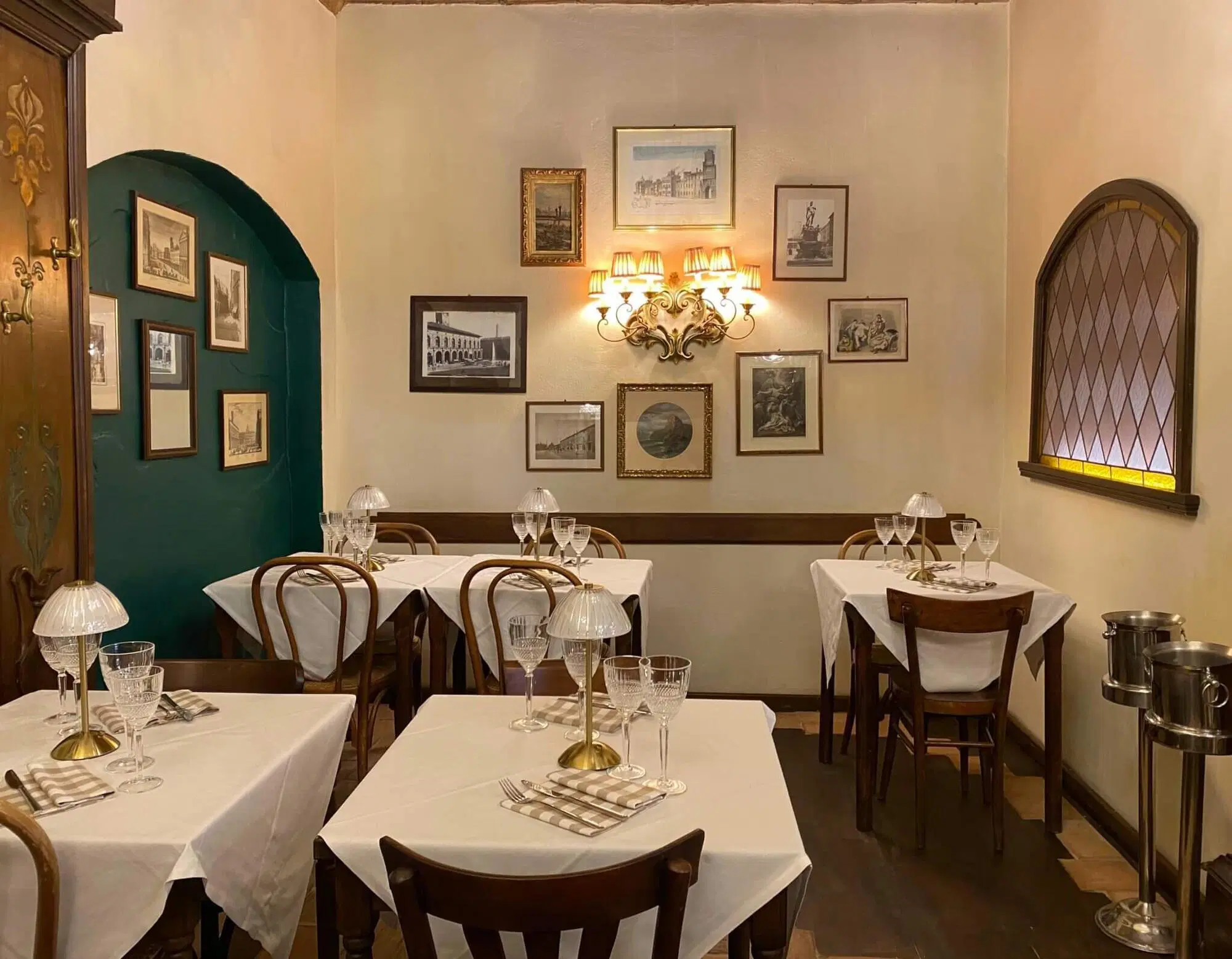La trattoria "La Corte Galluzzi" a Bologna