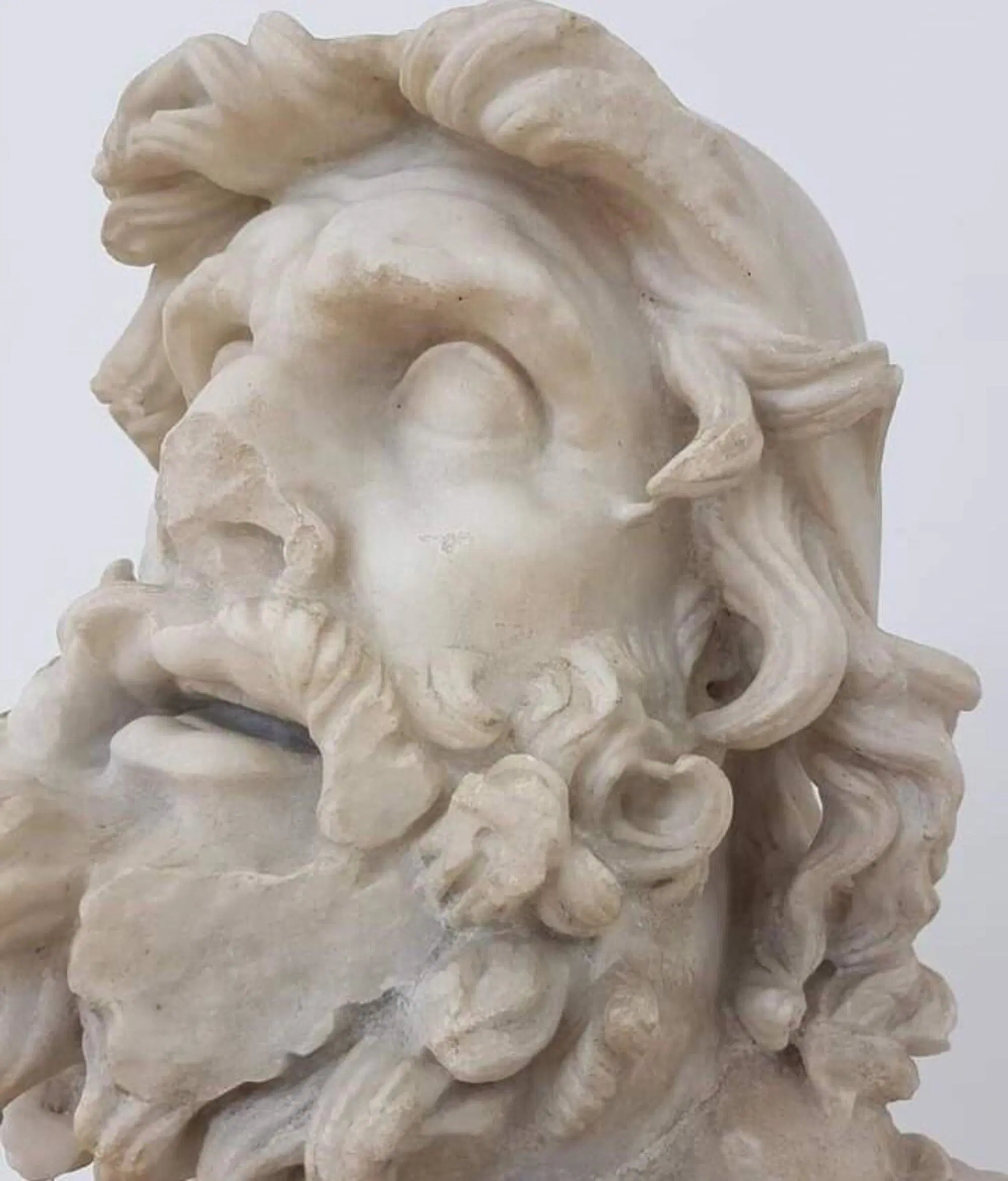 Il busto dell'eroe