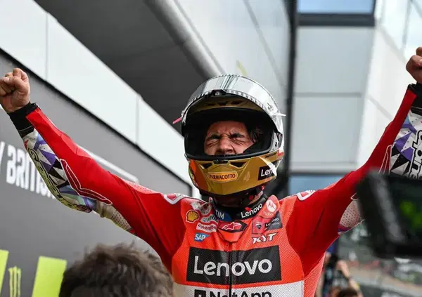 Natural Born Winner: Enea Bastianini si prende Silverstone, il futuro e i sorrisi a denti stretti in Ducati: &ldquo;Pu&ograve; cambiare tutto&rdquo;