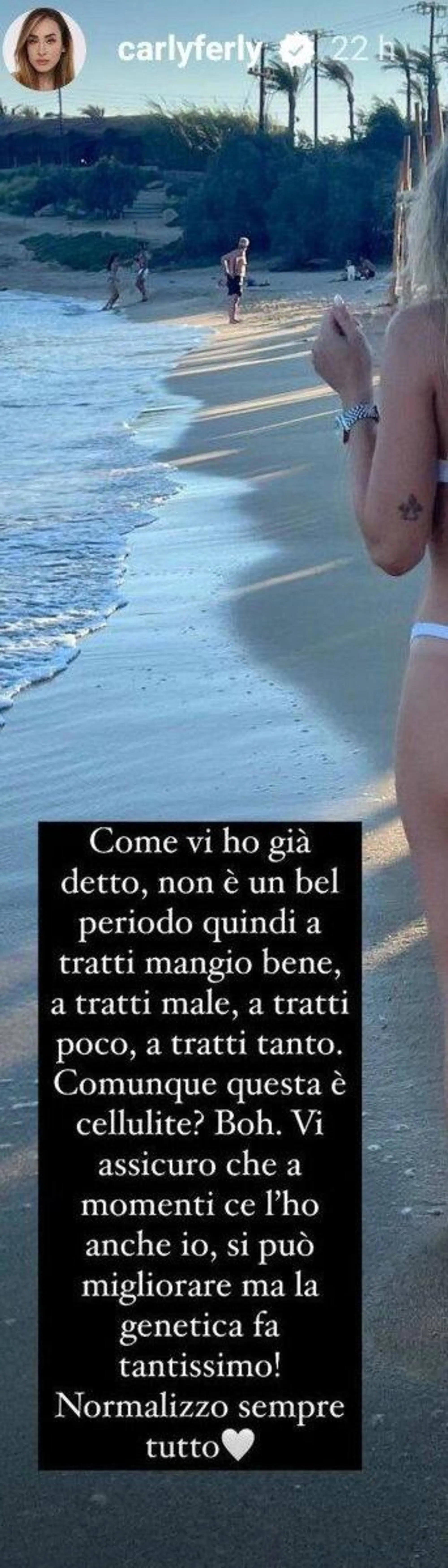 Carlotta Ferlito "normalizza" su Instagram la cellulite (che non ha)