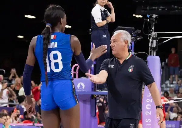 Lode a Julio Velasco, che ha ricostruito l'Italvolley femminile e ci ha portato l'oro dopo il disastro Mazzanti 