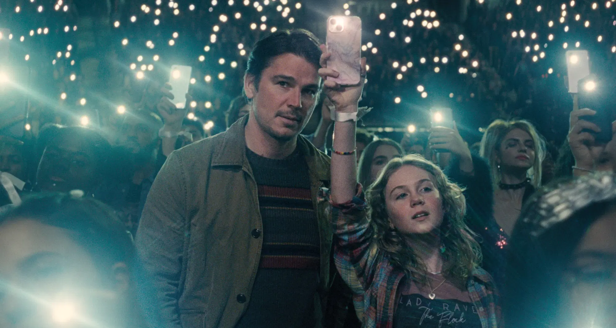 Josh Hartnett e Ariel Donoghue in "Trap"