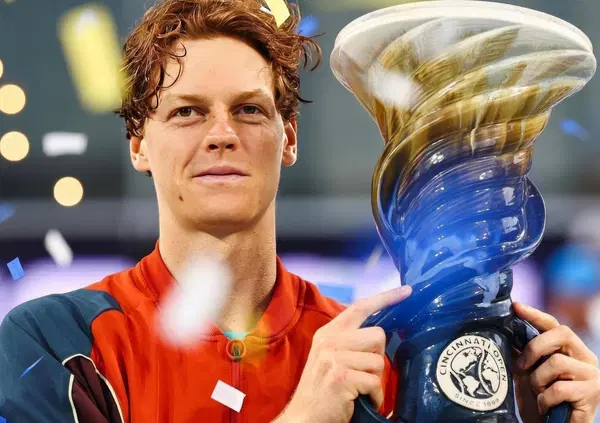 Bassetti: &ldquo;L'anca di Sinner? Un problema. Petrillo alle Paralimpiadi? Un uomo anche se trans, non credo si possa classificare come donna&rdquo;. E sui calcoli renali di Gimbo Tamberi alle Olimpiadi e su Jannik tra Cincinnati e Us Open...