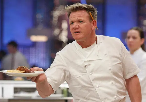 Siamo andati a mangiare nel ristorante di Gordon Ramsay a Londra, il Bread Street Kitchen &amp; Bar: tra fish and chips e ali di pollo, la cucina dello chef di Hell's Kitchen vale il viaggio?