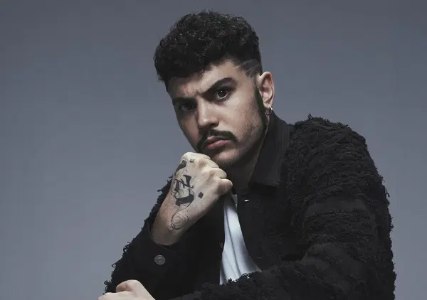 Omicidio Sharon Verzeni, Izi preso di mira sui social per la collaborazione del 2016 con Moussa Sangare? E per alcuni c'entra la &ldquo;cultura della trap&rdquo;...