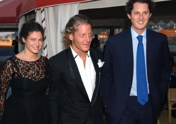 Elkann e caso Sangiuliano, perch&eacute; Feltri avrebbe sparato all'ex ministro Franceschini? "Forse non &egrave; un reato, ma il film di Ginevra..."