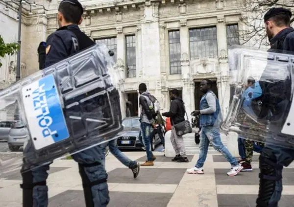 Studente rapinato a Milano da tre stranieri irregolari, Nuzzi: &ldquo;Stazione centrale terra di nessuno. Sala parla del calo di omicidi? Esterrefatto dalle sue parole&rdquo;. E sull'omicidio Bellocco da parte di Beretta e la &lsquo;ndrangheta nella curva dell'Inter&hellip;