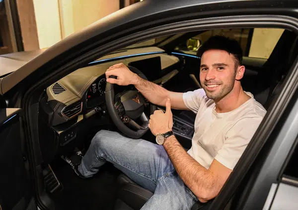 Sul mese di settembre, l'amicizia, il vivere di pi&ugrave;, i bei modi di salutarsi. Lettera per e a Luca Salvadori