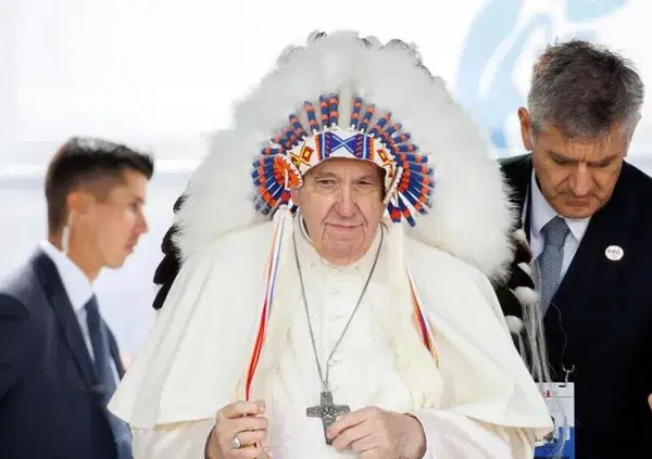 Papa Francesco perdona i peccati che non piacciono a lui o a Dio? Ok povert&agrave;, pace, immigrati e indigeni (per&ograve; elogia la Cina che perseguita gli uiguri), ma se fosse lui a doversi far perdonare qualcosa?
