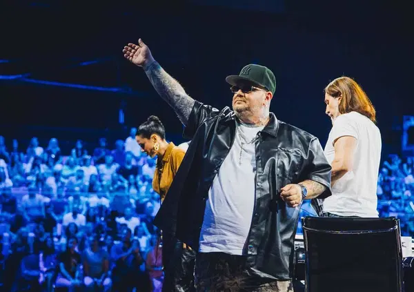 X Factor 2024, come cantano i concorrenti? Marinova una perla e Del Grosso &ldquo;chiagni e fotti&rdquo;. I giudici? Achille Lauro mistico, Manuel Agnelli spaesato, Jake La Furia "salvatore" e Paola Iezzi fa gli spiegoni alla Maugeri&hellip;