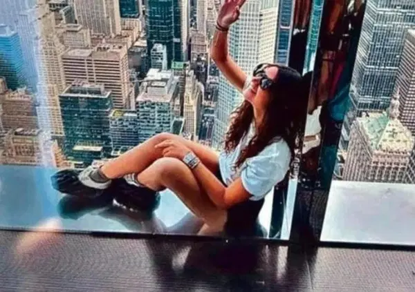 Neonati morti sepolti a Parma, ma davvero Chiara Petrolini l'ha fatto perch&eacute; temeva il giudizio degli altri? Se &egrave; cos&igrave; non &egrave; andata benissimo, perch&eacute;...