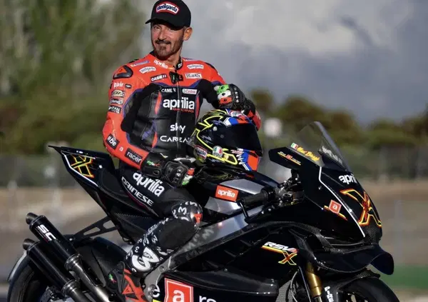 Max Biaggi a MOW, tra Misano e la "sua" nuova RSV4 Ex3ma: "&Egrave; attuale come una MotoGP, ma quella volta a Monza con la SBK..."