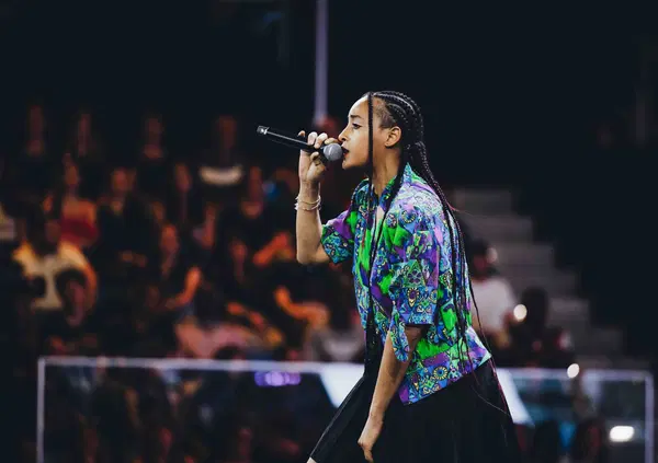 X Factor 2024, come cantano i concorrenti della terza puntata di audizioni? Samia potente, Pancake parodistici, Mim&igrave; fa sbroccare Manuel Agnelli. Intanto Jake La Furia e Paola Iezzi sono un duo comico con Achille Lauro contemplativo... 