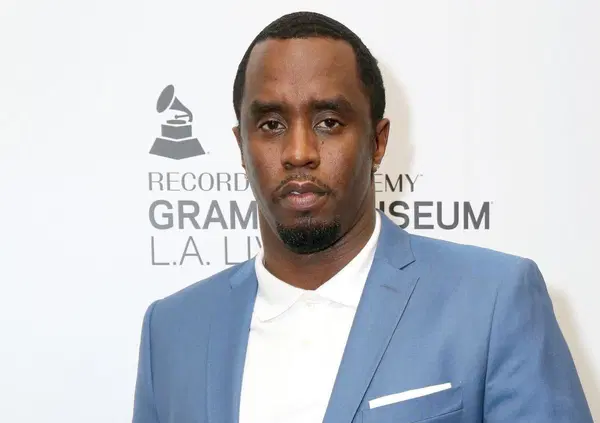 Diddy in prigione, quanto pu&ograve; rimanerci (prima del processo) e perch&eacute; Sean Combs (alias Puff Daddy) &egrave; fiducioso? Ma gli esperti lanciano l'allarme sulla sua testimonianza: &ldquo;Potrebbe peggiorare&rdquo;
